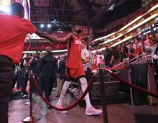 爱游戏APP-太狠了！休斯敦火箭围绕国王杯迎来里程碑冲刺阶段摩纳哥备战国王杯，清晨纽卡斯尔调整名单以备欧超杯